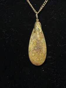 neckless