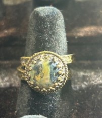 Rings (8)